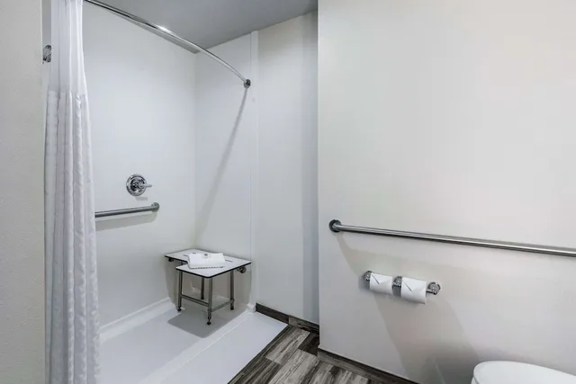 غرفة بسريرين كوين لذوي الإعاقة، Comfort Inn And Suites Oklahoma City South I 35 7/8