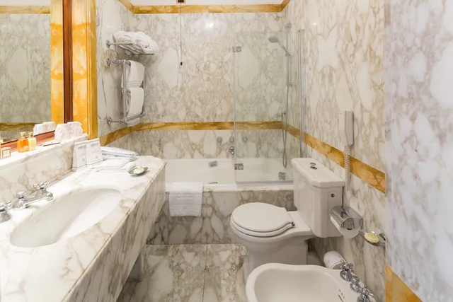 غرفة بسرير مزدوج بإطلالة على البحر، Imperiale Palace Hotel 6/8