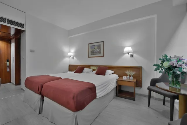 Standard, Double or Twin Bed, Inland View، Odysseia Hotel Kapetanios 10/10