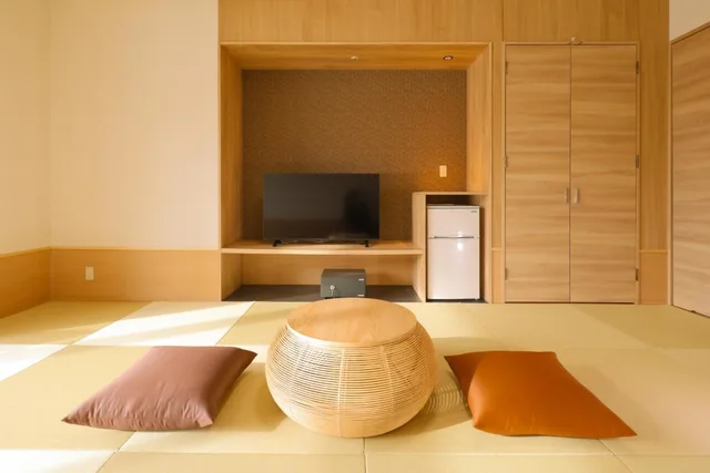 غرفة يابانية قياسية بفرشتي فوتون بأرضية تاتامي، Hotel Kisoji 3/3