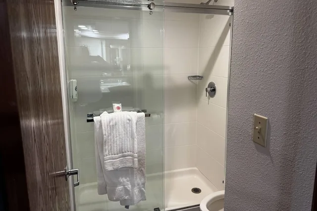 غرفة بسرير كوين لذوي الإعاقة، Comfort Inn & Suites Brentwood - Nashville 2/3