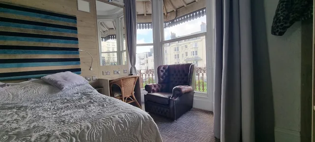 Suite, Double Bed, Sea View, Balcony, Marine View 6/8