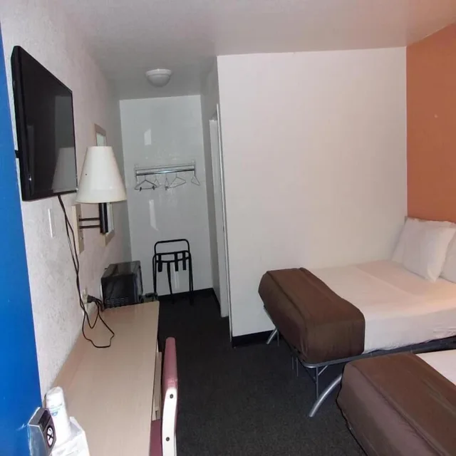 غرفة بسريرين مزدوجين، AMERICAS BEST VALUE INN 6/6