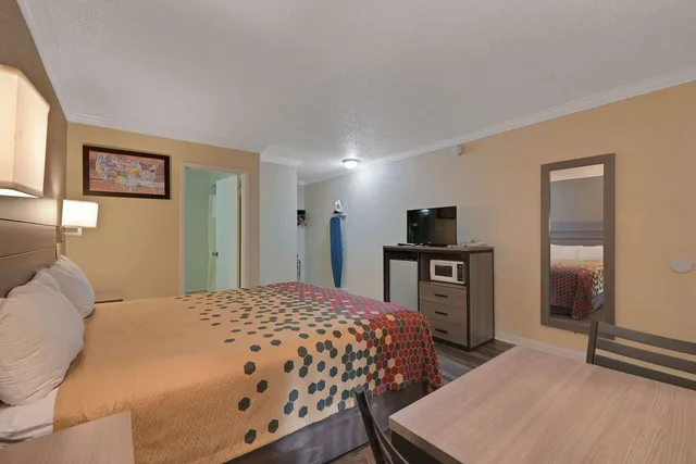غرفة بسرير كينج، Econo Lodge Woodland near I-5 4/8