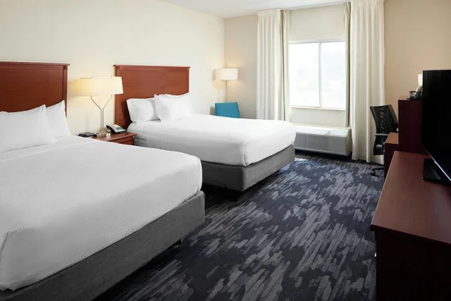room, 2 queen beds, FAIRFIELD INN AND SUITES LUMBERTON 4/10