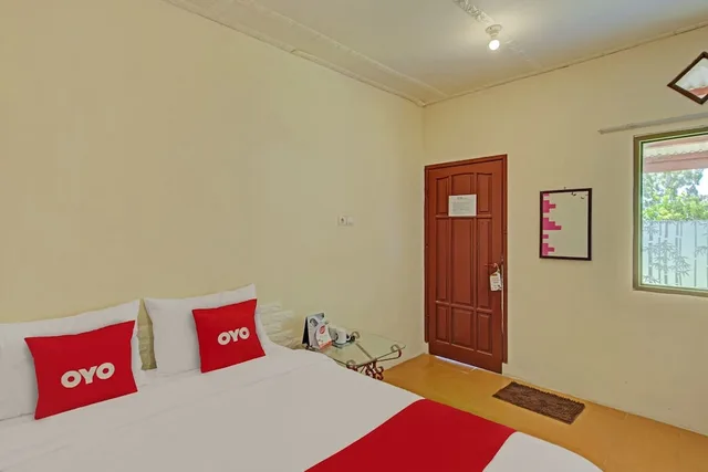 غرفة قياسية بسرير مزدوج، Hotel O Villa Inn App Trawas Bintaro Syariah 1/10