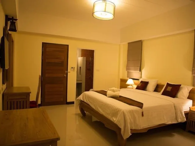 Superior, Double Bed, Chivapuri Residence Trat 6/10