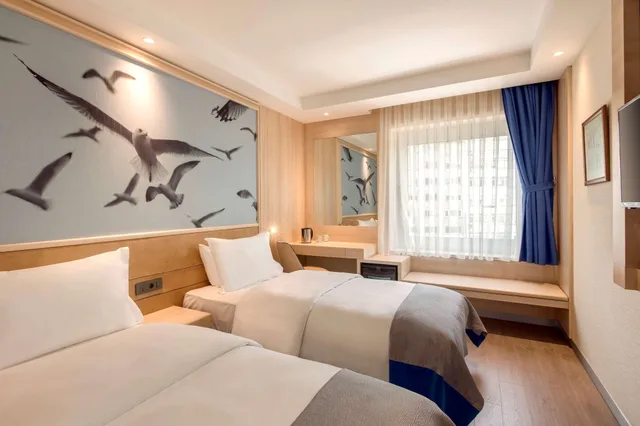 غرفة قياسية بسريرين منفصلين، Ramada by Wyndham Istanbul Old City 3/10