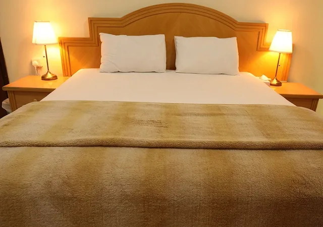 Economy, Double Bed, Itlalat Al Shorouq 6/7
