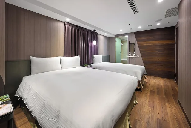 Deluxe, Triple, 1 Double and 1 Single Bed, Le room Hotel Kaifeng Taipei 9/10