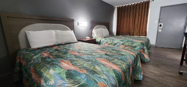 2 Queen Bed Smoking, Eagle Inn by Hotel O Richmond Midlothian Turnpike 6/10