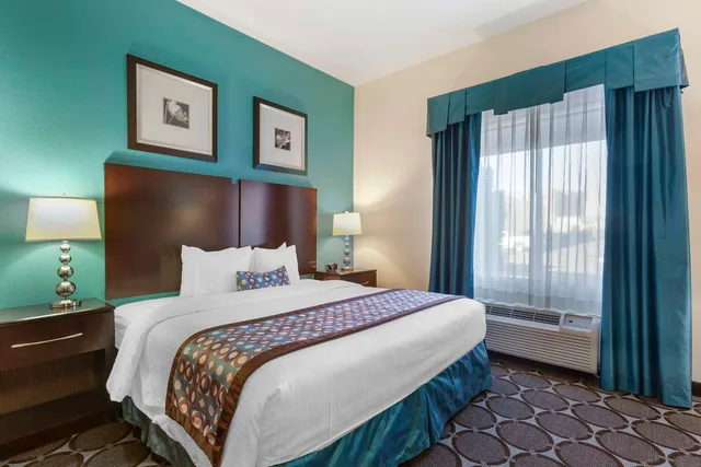 جناح بسرير كينج بجاكوزي لذوي الإعاقة، Best Western Sonora Inn & Suites 1/5