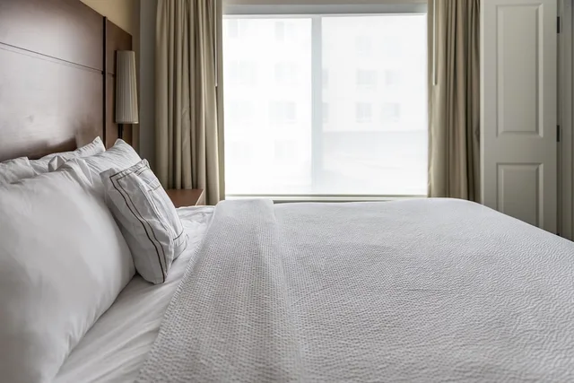 جناح بسرير كينج بغرفة نوم واحدة مع أريكة، Residence Inn By Marriott Toledo West 1/1