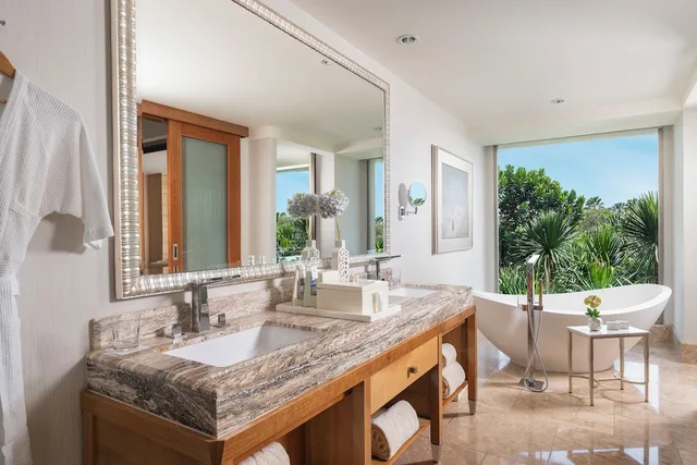 جناح ملكي بسريرين منفصلين مع أريكة، Mulia Resort Nusa Dua Bali 2/2