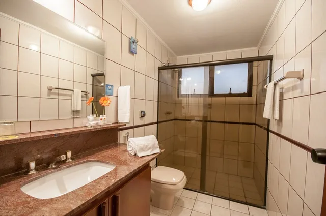 غرفة ديلوكس بسرير كوين وسرير فردي، Hotel Saint Peter 4/4