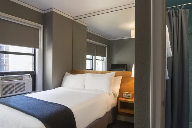 Mini, Double Bed, Hotel Max 1/7