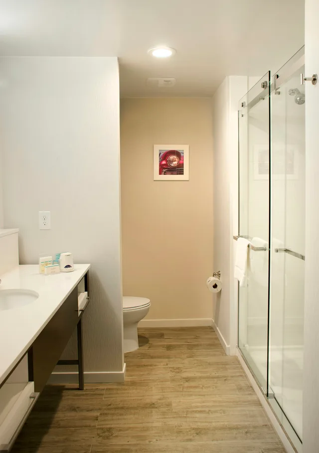 غرفة بسرير كينج، Hampton Inn Lebanon 2/2