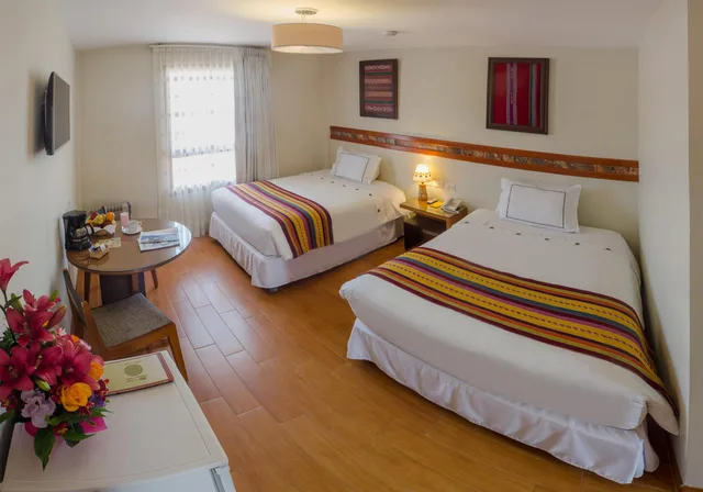 غرفة رباعية بسريرين مزدوجين، Taypikala Cusco Hotel 2/4