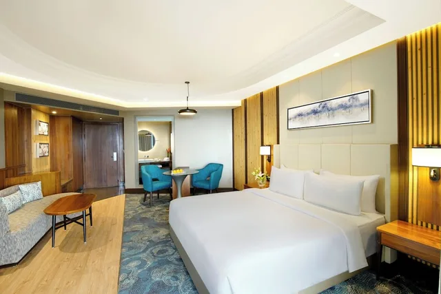 غرفة ديلوكس بسريرين منفصلين بشرفة، Radisson Blu Resort Dharamshala 8/10