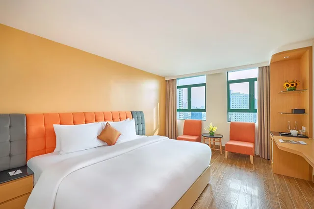غرفة غراند بسرير مزدوج، Fortuna Hotel Hanoi 2/3