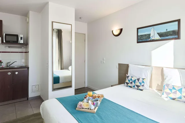 غرفة قياسية بسرير مزدوج، Comfort Aparthotel Versailles St Cyr l Ecole 9/10