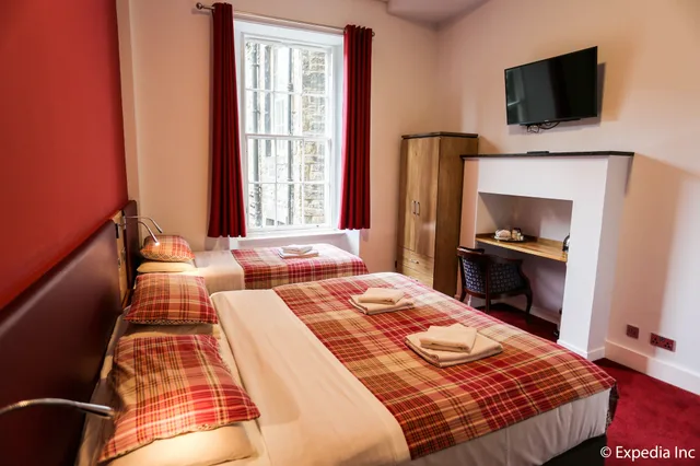 غرفة عائلية بسرير كينج وسرير فردي، Regent House Hotel 3/9