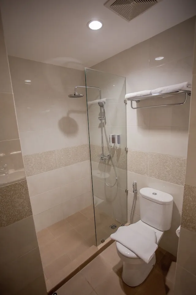 غرفة ديلوكس بسريرين منفصلين، Same Hotel Malang 4/4