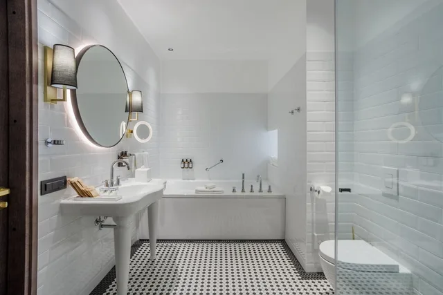جناح سوبيريور بسرير مزدوج بشرفة، Movenpick Hotel Tallinn 4/8