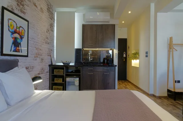 Deluxe, Suite, King Bed, Temple View, Sofa، Athens Version Luxury Suites 8/8