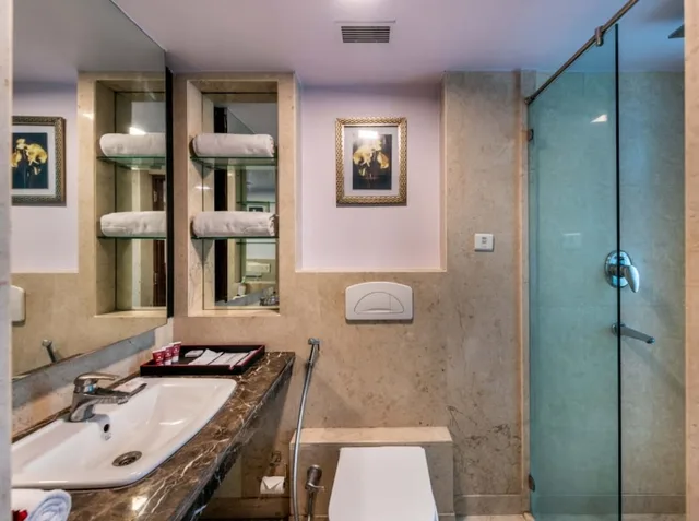 غرفة بريميوم بسرير كينج، Libra Lords Inn Jaipur 5/6