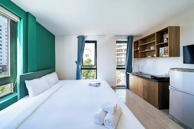 Junior, Studio, King Bed, Beach Side، Ocean Garden Boutique Danang By Haviland 2/10