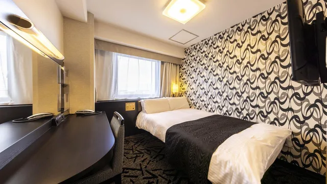 غرفة بسرير فردي وسرير نصف مزدوج، APA Hotel Komatsu 1/1