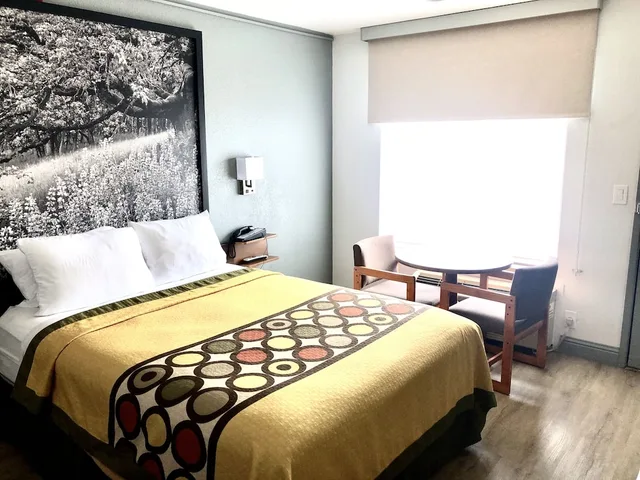 غرفة بسرير كوين لذوي الإعاقة، Super 8 by Wyndham Fort Bragg 6/10