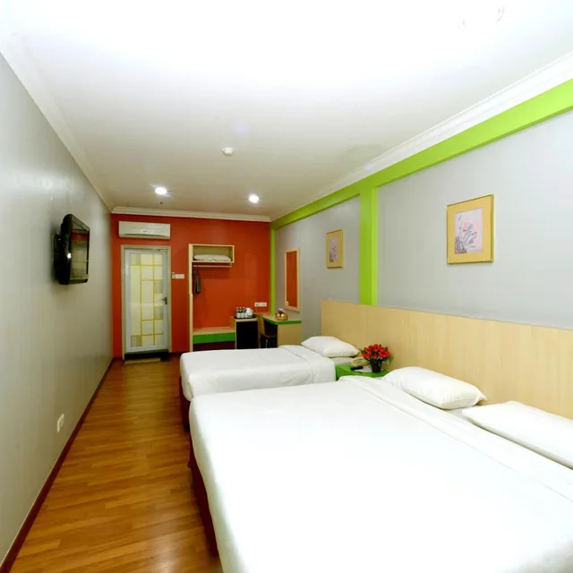 3 Rooms, Premium, Family، Classic Hotel Kuantan 2/10