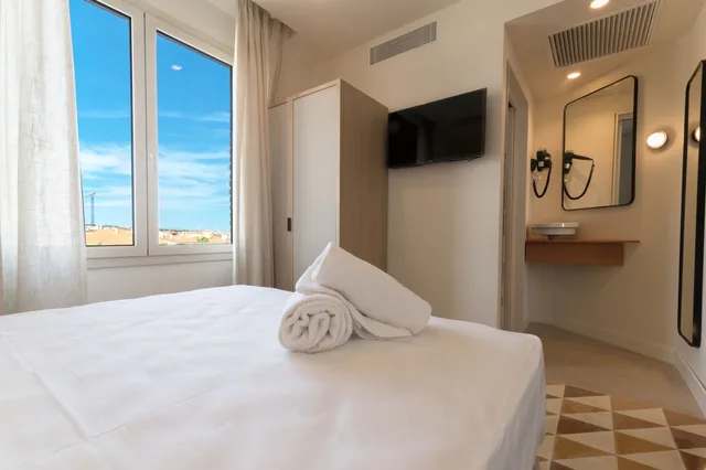 غرفة قياسية بسرير مزدوج، Akquaaa Boutique Hotel 2/2