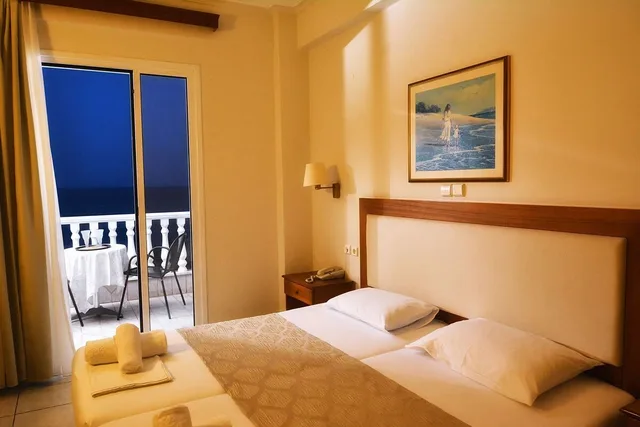 غرفة بسرير فردي، Hotel Ioni 4/10
