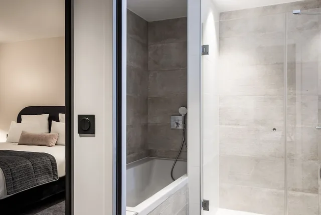 Executive, Triple, Double Bed, L imprimerie Hotel 2/2