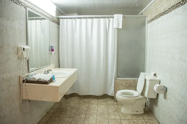 غرفة قياسية بسرير كوين، Hotel Aeropuerto 10/10