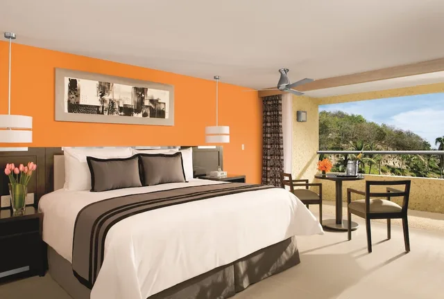 Preferred Club, Deluxe, King Bed, Ocean Front, Dreams Huatulco Resort Spa All Inclusive 4/8