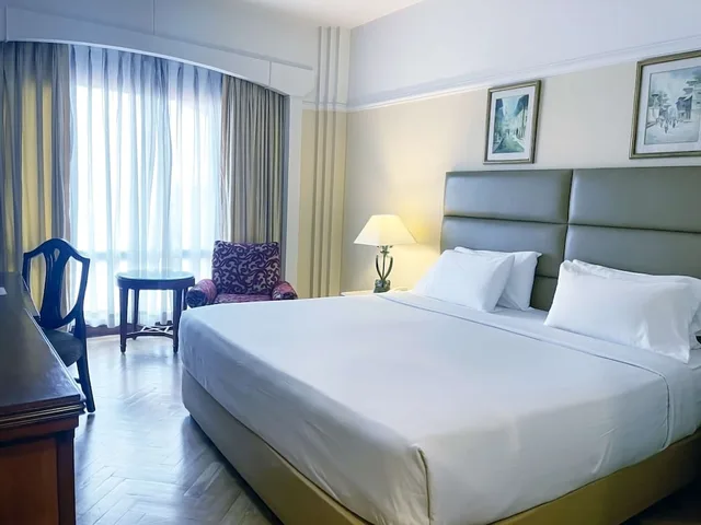Superior, Twin Beds, Radisson Hotel Kathmandu 4/10