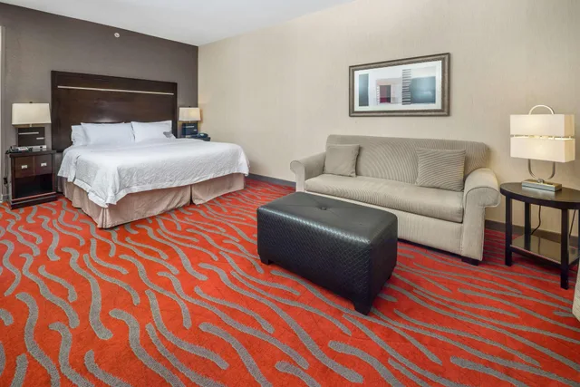 Studio, Hampton Inn And Suites Tulsa Catoosa 2/3