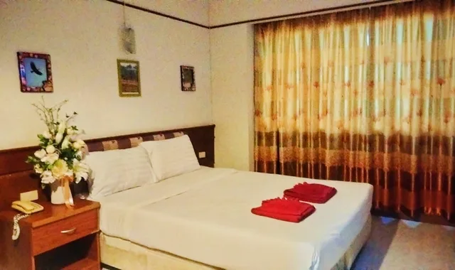 غرفة قياسية بسرير مزدوج، China Garden Hotel 2/4