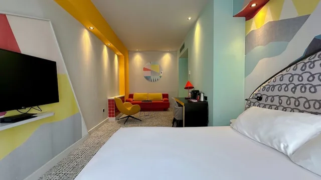جناح بسرير مزدوج مع أريكة، Ibis Styles Tbilisi Center 7/10