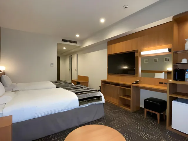 غرفة متصلة بريميوم بأربعة أسرّة، Hakodate Kokusai Hotel 1/1
