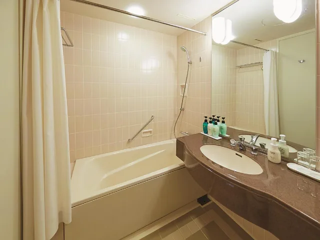 غرفة تنفيذية بسريرين منفصلين في طابق مرتفع، URAWA ROYAL PINES HOTEL 6/6