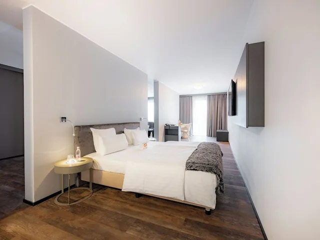 جناح ملكي، HOTEL CITY MARIBOR 2/8