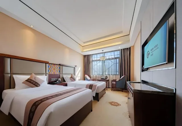 غرفة سوبيريور بسريرين منفصلين بإطلالة على المدينة، The Sky Gate Hotel 1/6