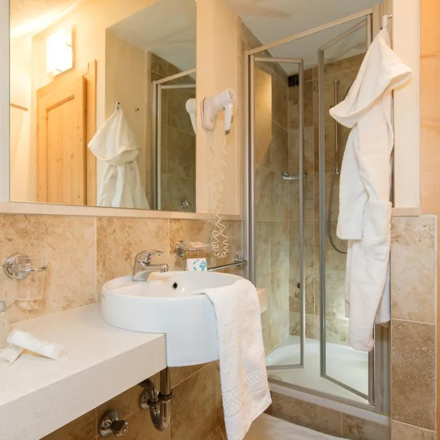 غرفة قياسية بسرير مزدوج، Th Corvara Greif Hotel 10/10