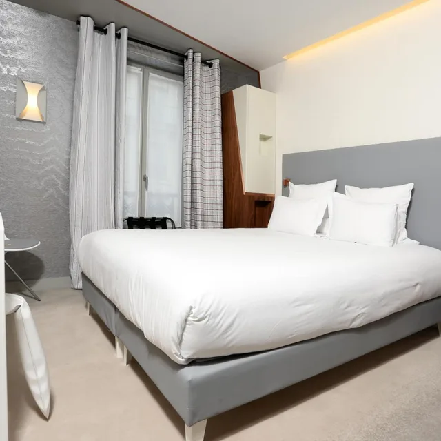 غرفة ديلوكس بسرير كينج، Hotel Le Malown 2/5