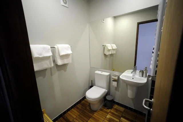 غرفة قياسية مزدوجة بشرفة، Quadrum Ski & Yoga Resort 3/3